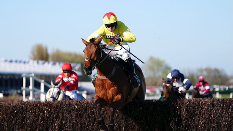 G1 ROSCONN GROUP MAGHULL NOVICES’ CHASE GOES TO KALIF DU BERLAIS 