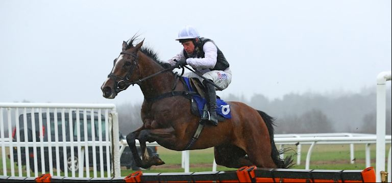 LISTED SUCCESS FOR THE SKELTONS AND PIPE