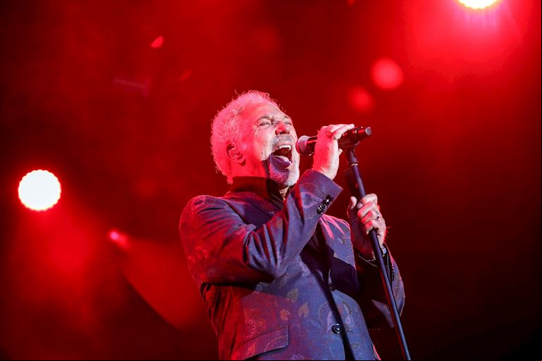 Tom Jones adds more dates to his 2025 tour
