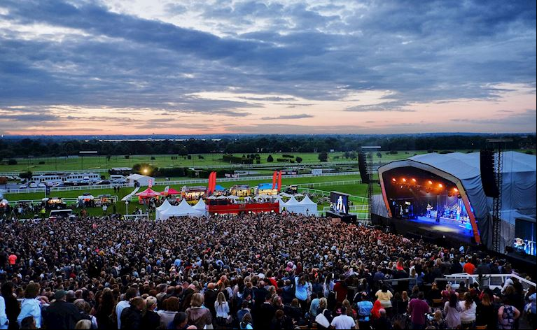 Sandown Park Racecourse
