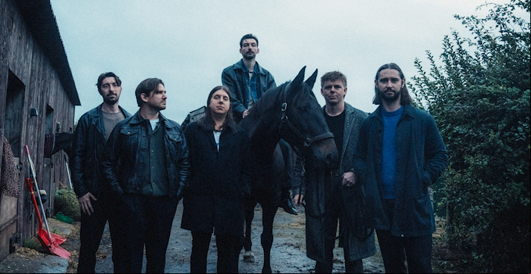 WIN TWO TICKETS TO RED RUM CLUB AT AINTREE