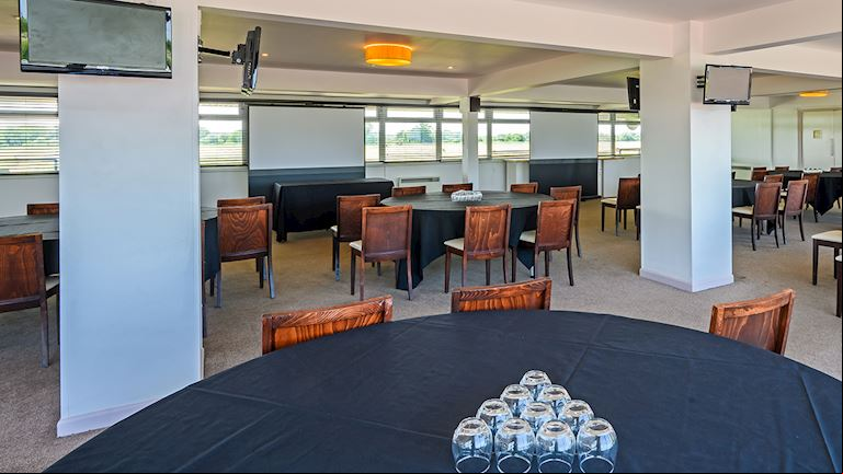 Peterborough Chase Suite