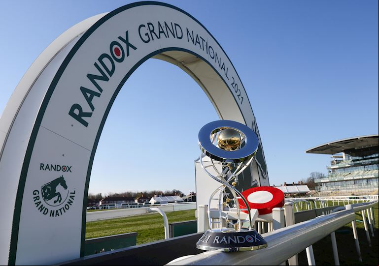 Grand National 2021 Trophy 1028.JPG