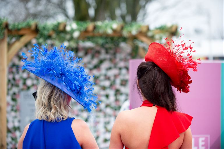 AINTREE-WHAT-TO-WEAR.jpg