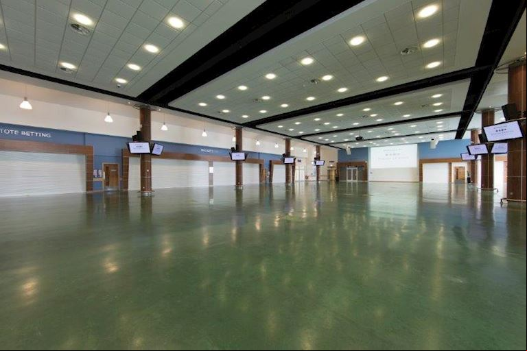 Oaks-hall.jpg