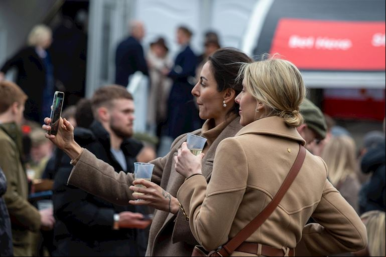 Cheltenham NYD-121-min.jpg