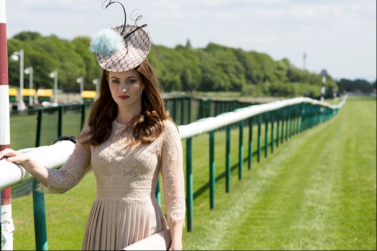 SOAPSTAR LAUREN MCQUEEN OFFERS HER RACEDAY STYLE TIPS AHEAD OF HAYDOCK PARK LADIES DAY