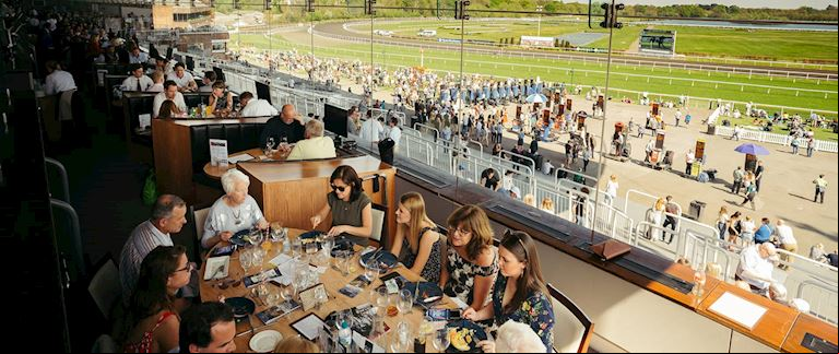 WIN A TABLE FOR TWO IN THE PANORAMIC RESTAURANT 