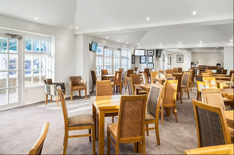 Sandown Park Owners & Trainers Facilities